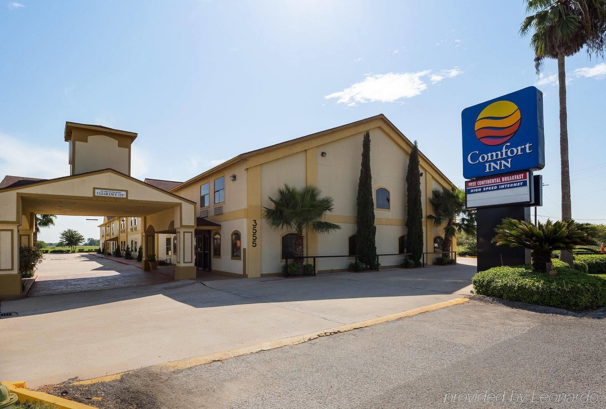 Days Inn by Wyndham Rosenberg Exterior foto